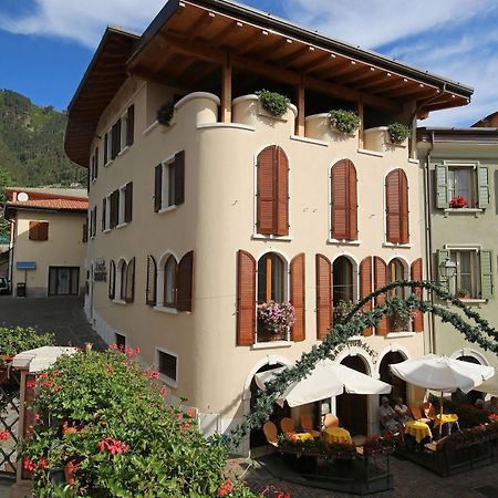 Garni Hotel Tignale Exterior foto