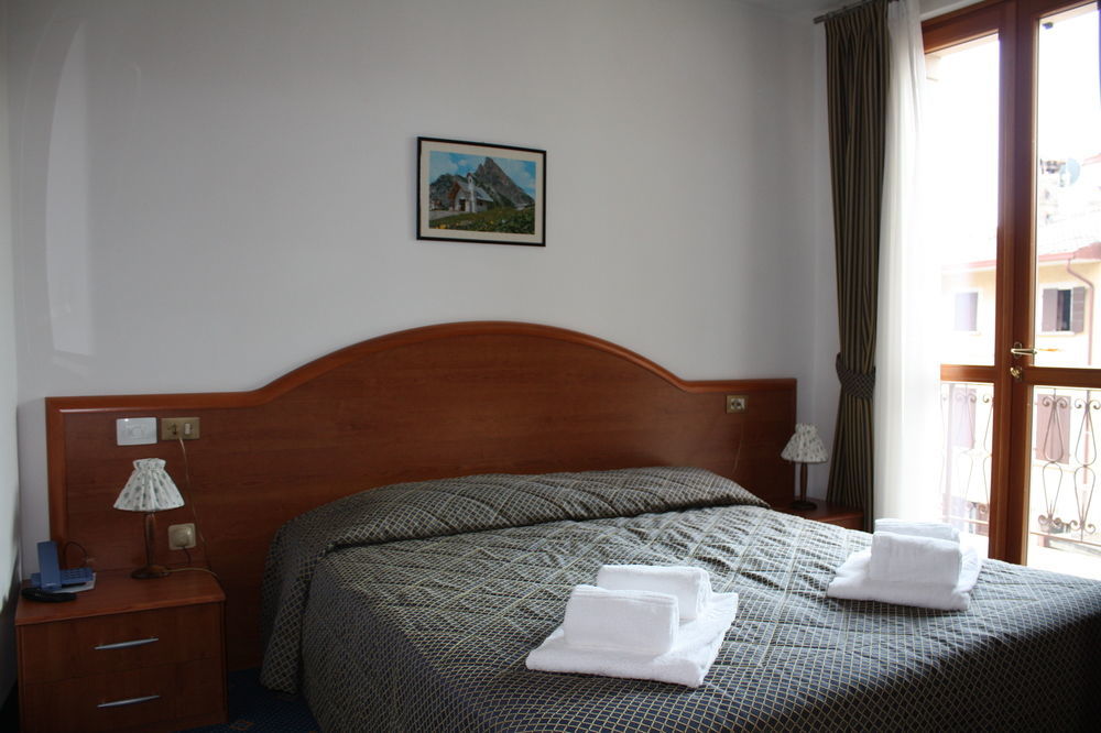 Garni Hotel Tignale Exterior foto
